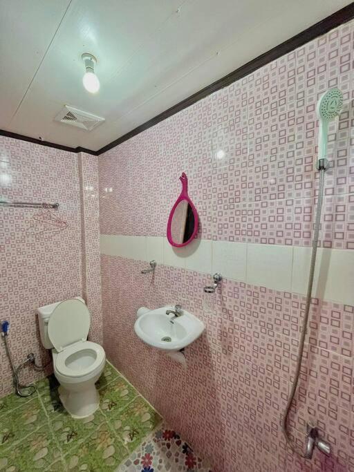 Precious Homestay Burgos  Exterior photo