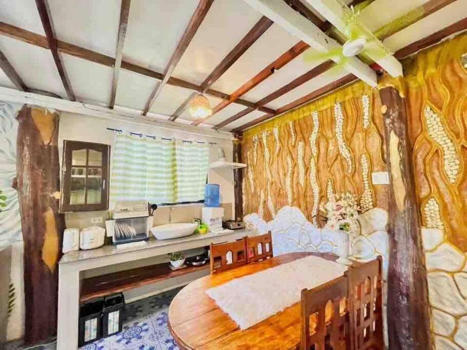 Precious Homestay Burgos  Exterior photo
